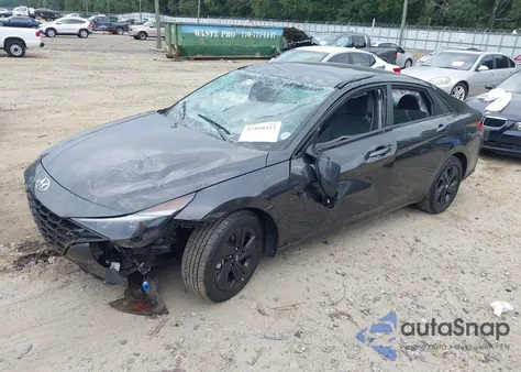 2022 Hyundai Elantra Sel from USA, damaged, VIN 5NPLM4AG2NH076530